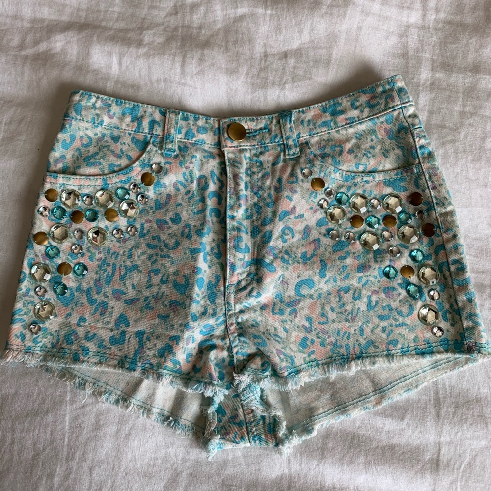 Pastel leopard high waisted cutoffs size XS
